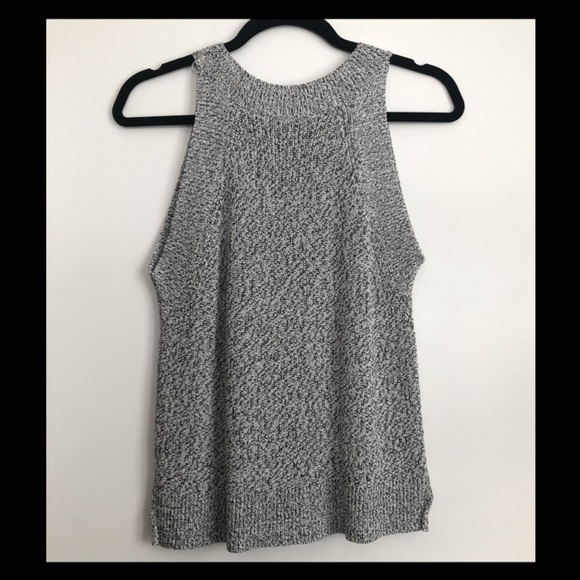 ✨2/$40✨ SALT & PEPPER SLEEVELESS KNIT TANK - Picture 2 of 3